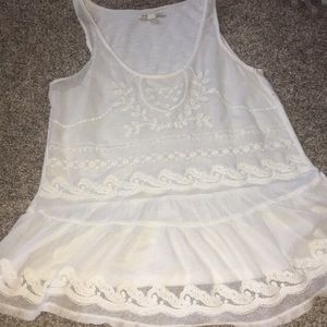 White floral lace American Eagle Tank